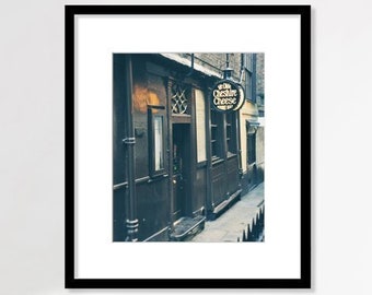 London Pub Print, Ye Olde Cheshire Cheese, London Photography, English Pub, British Decor, England, Bar Decor, Office Decor, Wall Art