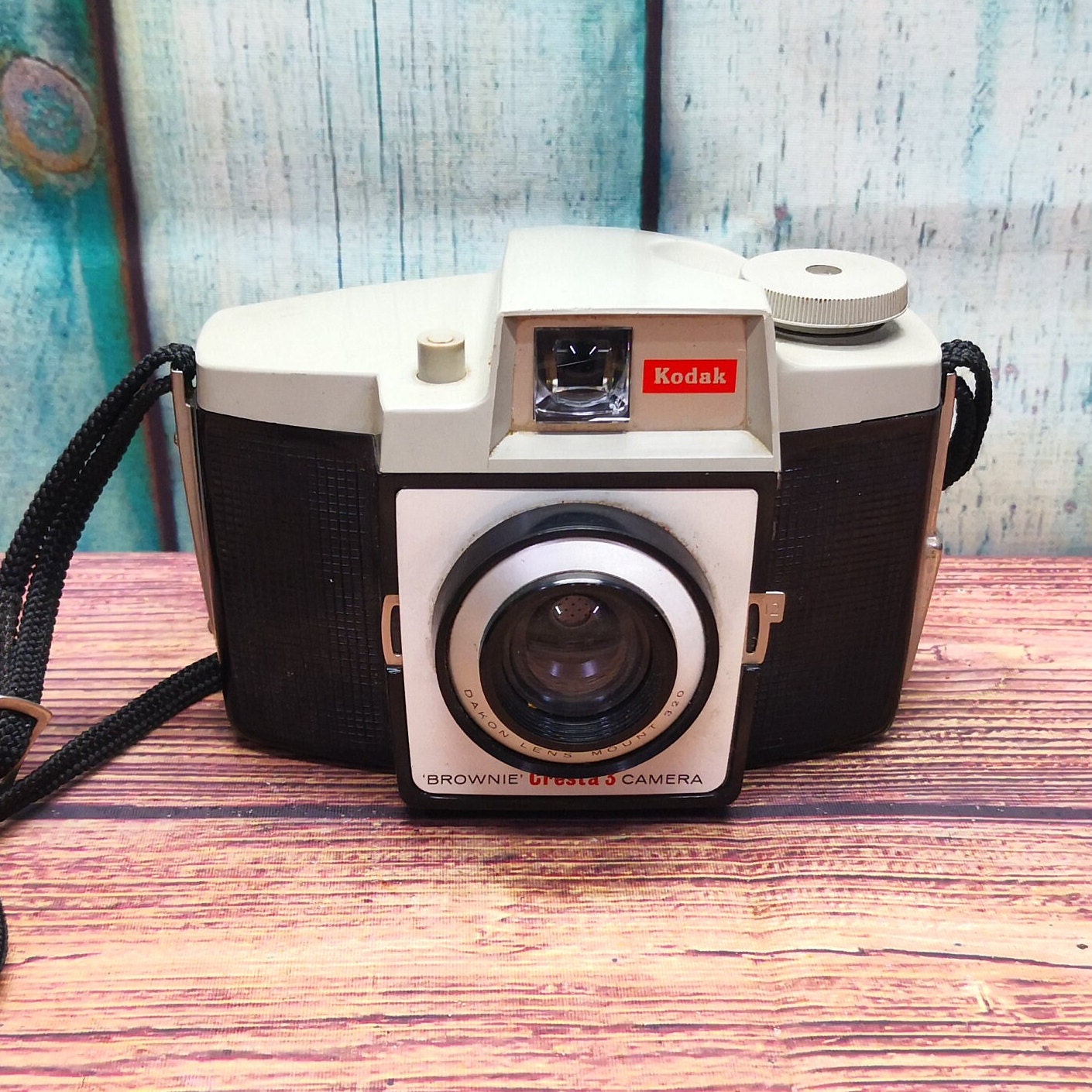 Serviced 1960s Kodak Brownie Cresta 3 120 Roll Film Camera