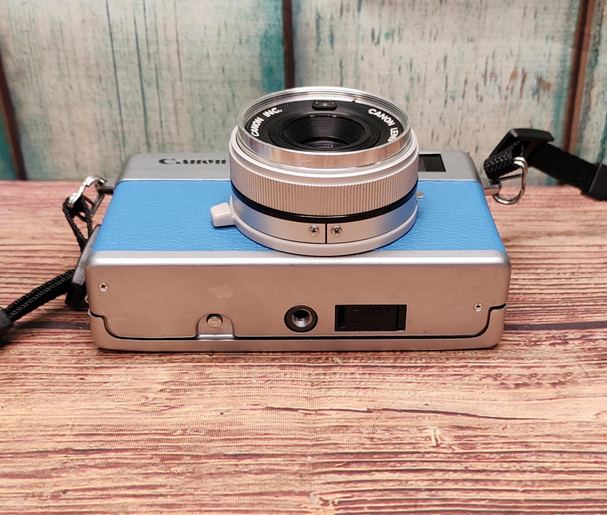 Serviced 1970s Blue Canon Canonet 28 35mm Film Camera - 40mm F2.8