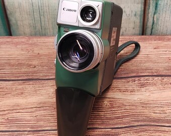Serviced 1960s Canon Motor Zoom 8 EEE Double 8mm Cine Movie Camera