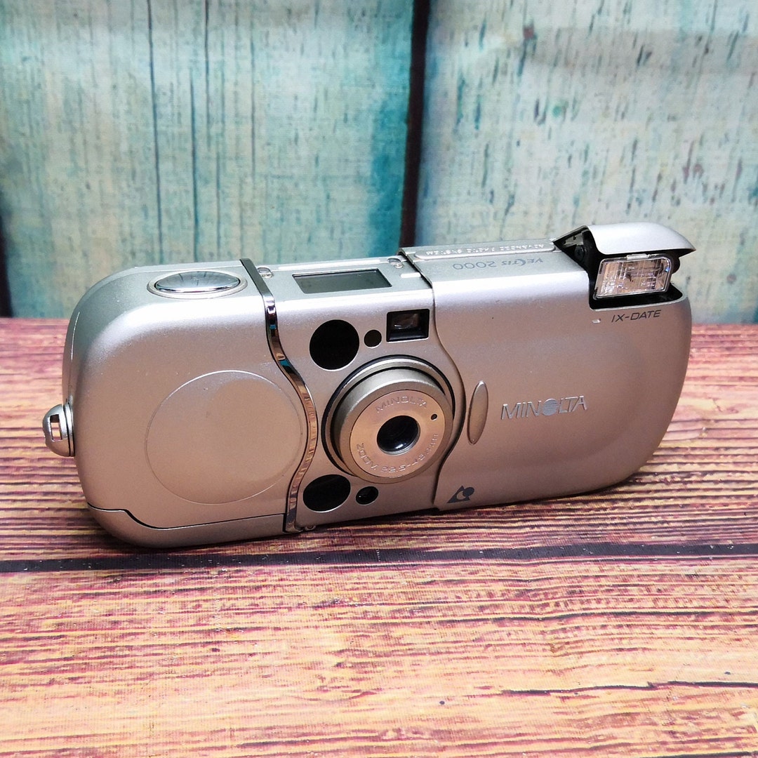 Minolta Vectis 2000 APS Film Camera Wide Angle