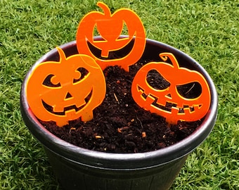 Halloween Garden Ornaments Spooky Pumpkin, Set of 3 Decorative Garden Stakes, Outdoor Yard Accessory