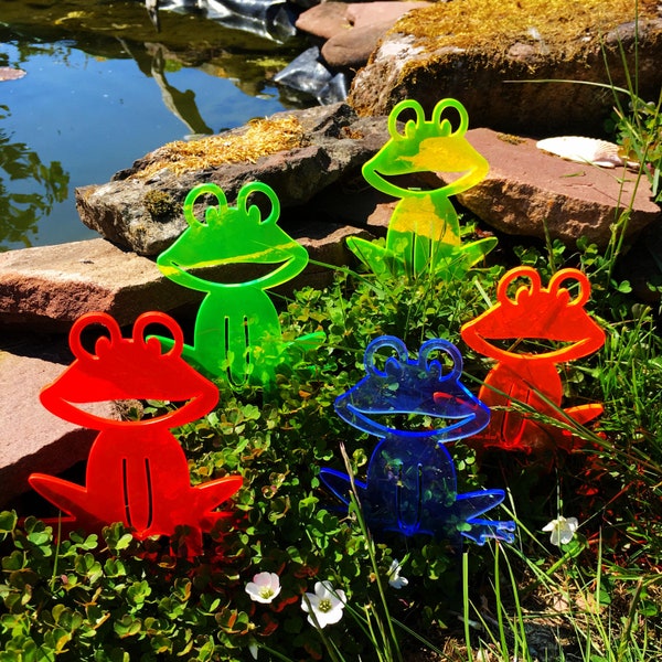 Happy Frogs SunCatcher Garden Decor Ornaments Set of 5 Fun Glowing Decorative Garden Stakes 15cm / 5.9 inches Outdoor Gardeners Gift