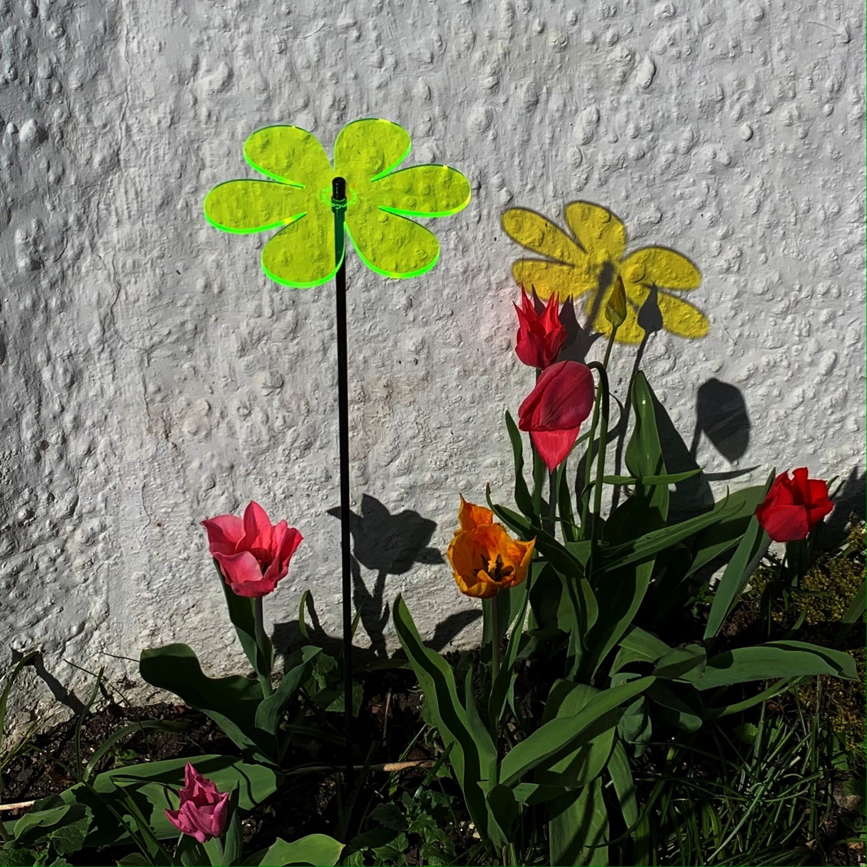 Decorative Garden Ornament Daisy Large Glowing Outdoor Decor Etsy