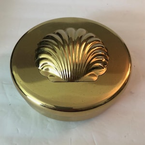 1960s English Lacquered Brass Clam Shell Box