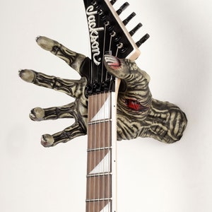 Green Zombie Right Guitar Hanger Monster Hand imagen 2