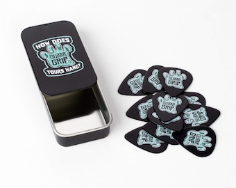 GuitarGrip Guitar Pick Tin Set - 11 Medium Gauge Picks