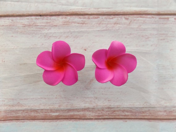 baby moana flower in hair