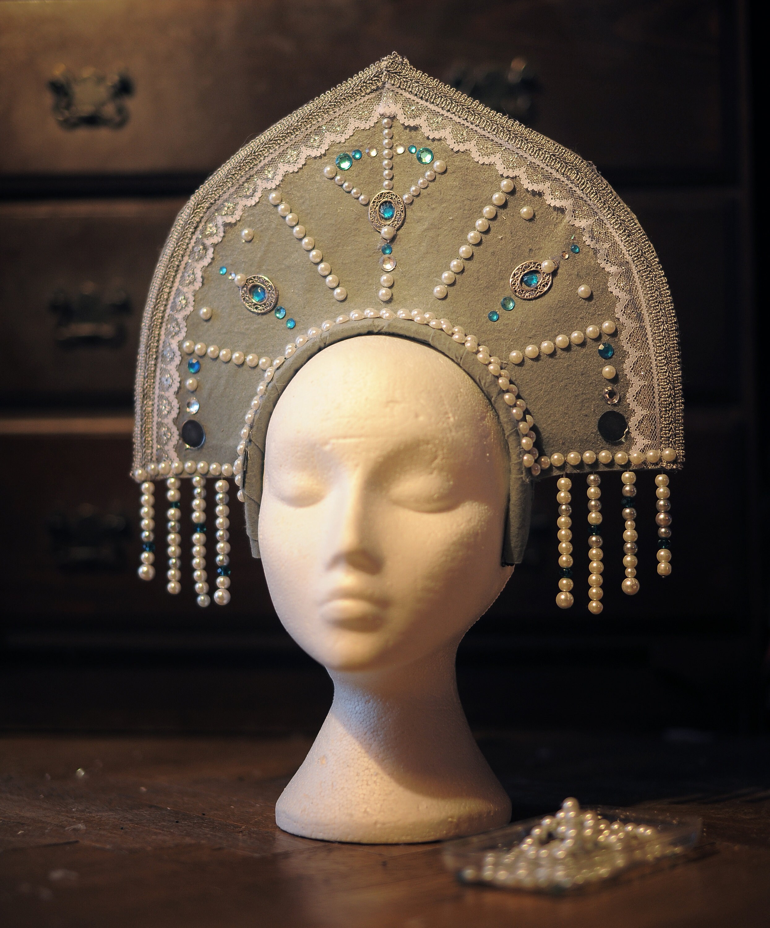 Eiskönigin Headpiece/Schneekönigin Headpiece/Russischer Kokoshnik  Kopfschmuck - Etsy Schweiz, image size:2489x3000