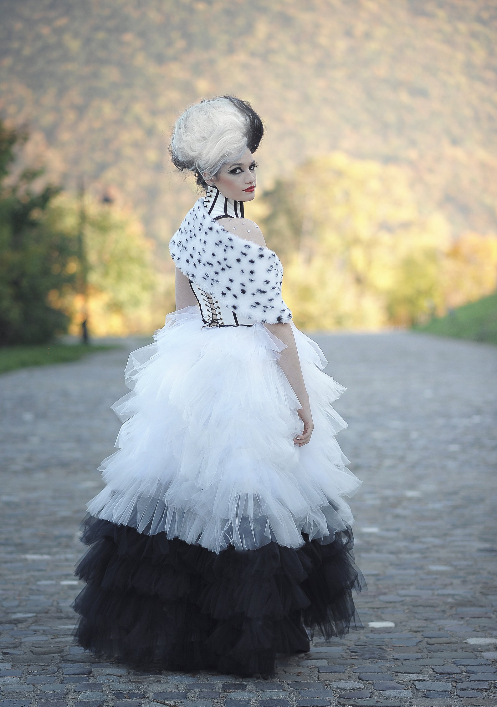 Cruella Dress /cruella Corset Dress/cruella Black and White Etsy