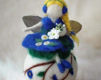 Needle felted fairy/Wool Christmas fairy/Christmas ornament