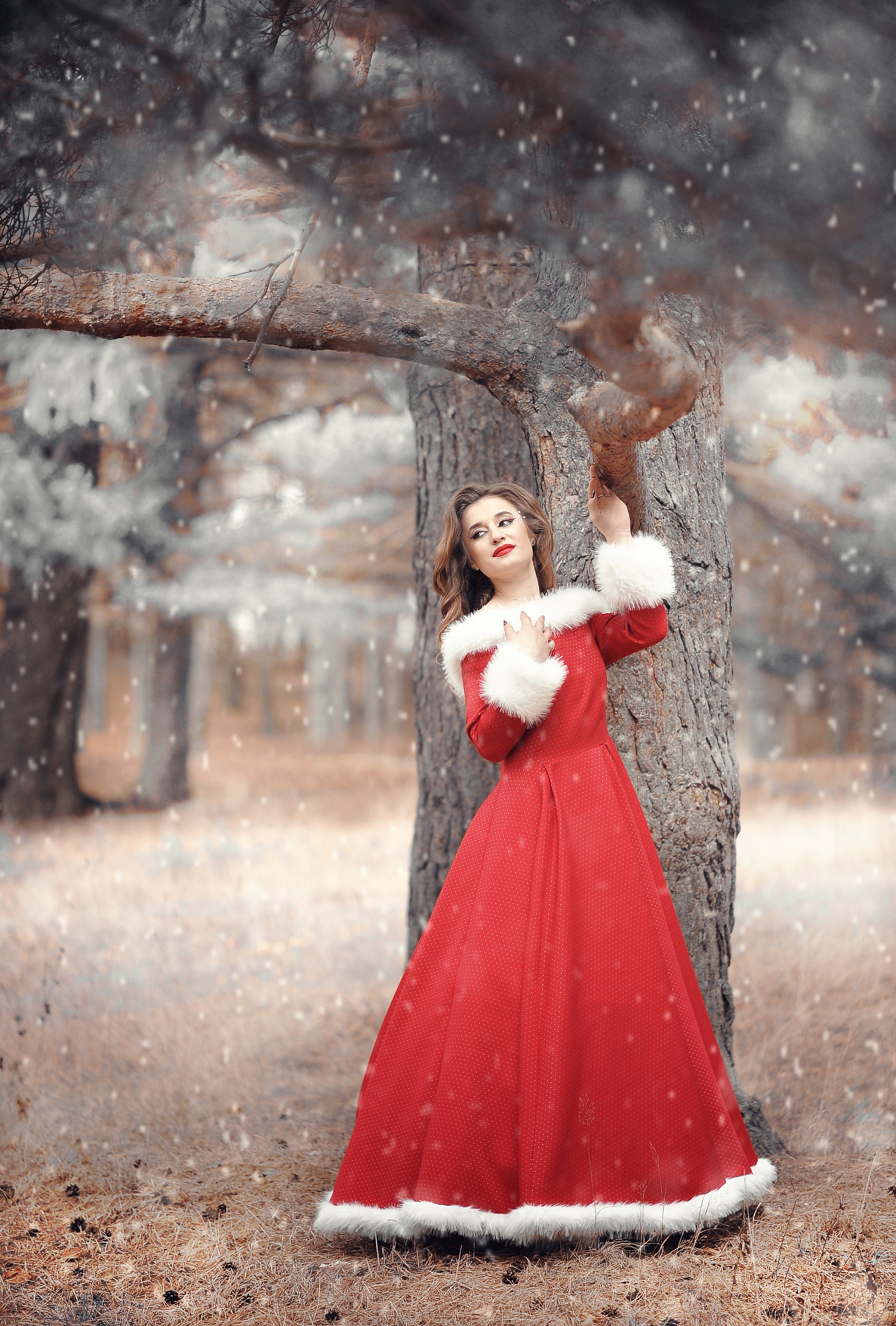 white christmas dresses Women Short Sleeve Shirred Waist Tiered Maxi Dress – Charming Charlie