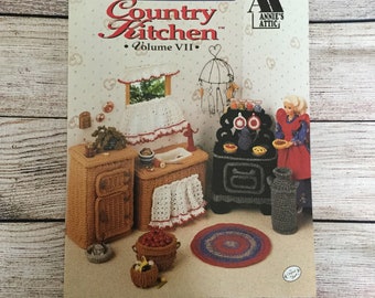 Country Kitchen Volume VII 534B, Annies Fashiion Doll Home Decor Crochet Collectors Guild, Crochet Booklet, Kitchen Crochet, Doll Patterns