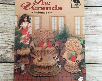 Annies Fashion Doll Home Decor Crochet Collectors Guild, The Veranda Volume IV 529B, Crochet Booklet, Settee, Crochet Rug, Throw Pillows,