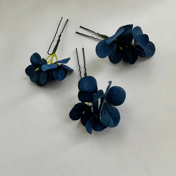 Navy blue flower hairpins Set of 3 Navy hydrangea hair pins Flower hair piece Blue hydrangea hair flowers pin Hair stick wedding hair decor