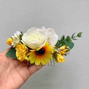 Sunflower comb Yellow hair comb flower Summer hair clip Sunflower wedding hair comb White yellow floral jewelry Set for girl FAST SHIPPING