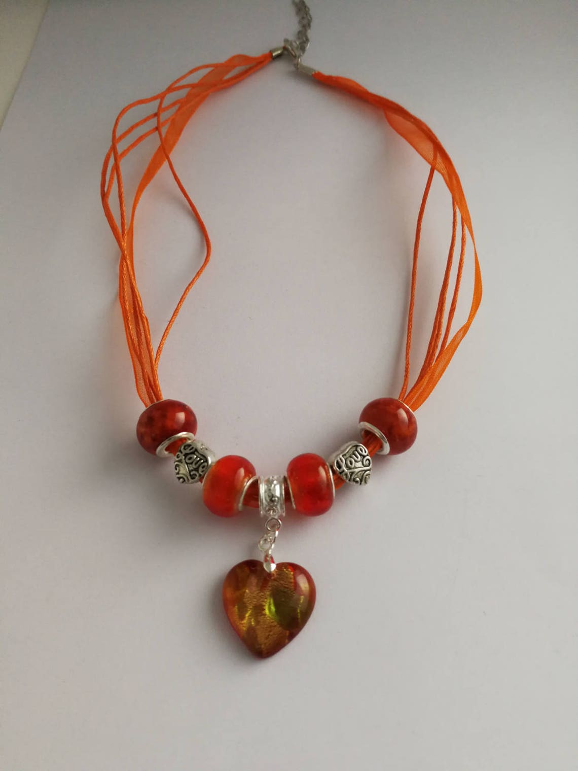 Collier Vert Organza Avec Pendentif Trèfle - 19 X 16 Mm - Neuf Sans Emballage