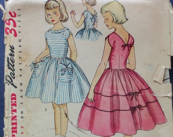 1950s Charming Sleeveless Dress Uncut Vintage Pattern, Simplicity 4622, Girls Size 7, Breast 25