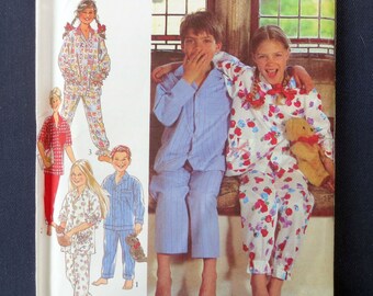 1993 Pajamas Uncut Vintage Pattern, Style 7391, Children’s Size 7, 8, 9, 10, 11, 12