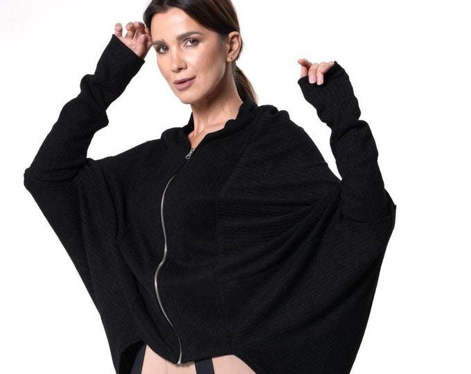 Cardigan With Front Zipper / Asymmetric Knitted Vest METC0128