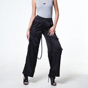 Black Cargo Pants/ Y2k Pants/ Cargo Pants Women/ Women Cargo Pants/ Techwear Pants/ Streetwear Pants/ Black Flare Pants/ Techwear Women