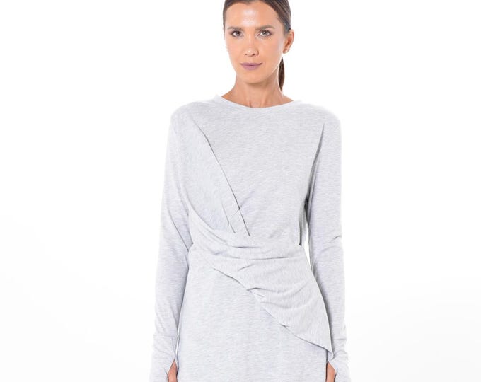 Casual Layering Tee - Cotton Slim Fit Top with Thumbhole Sleeves in Gray METT0288