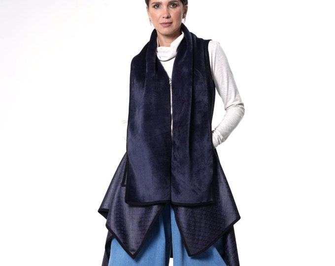 Faux Fur Sleeveless Coat / Crocodile Embossed Vest / Blue Suede Top METC0146