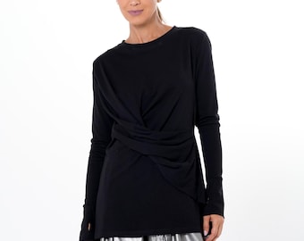 Cotton Slim Fit Top with Thumbhole Sleeves – Black Layering Tee METT0288