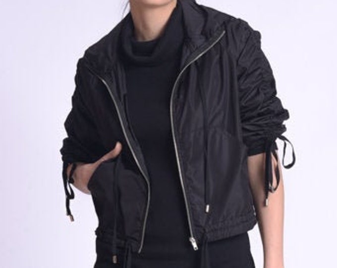 Women Cropped Jacket with Hood / Everyday Casual Short Raincoat by Metamorphoza