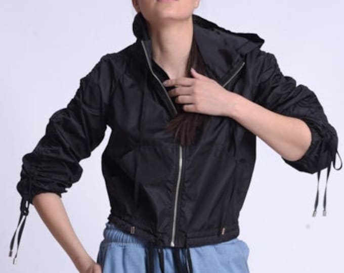 Black Short Casual Zipper Jacket by METAMORPHOZA METC0090