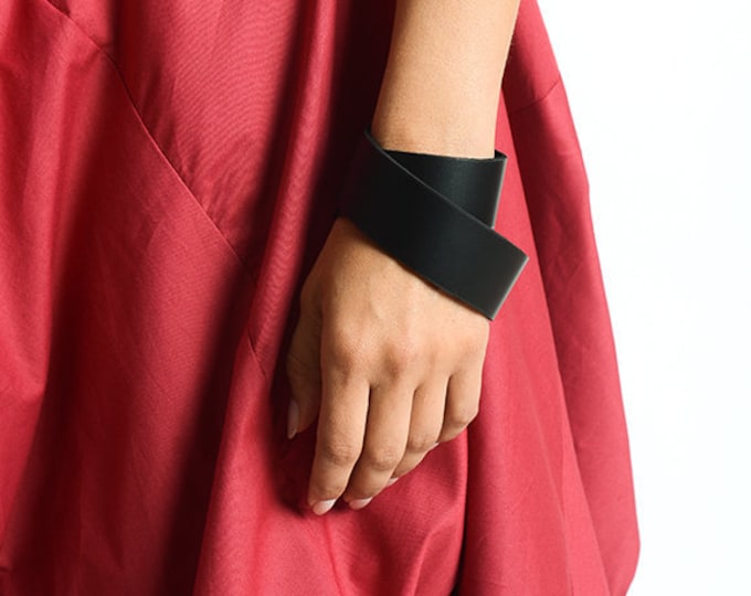 Black Leather Wrap Bracelet/Genuine Leather Accessory/Wide Black Genuine Leather Bracelet with Snap Closure METBR9