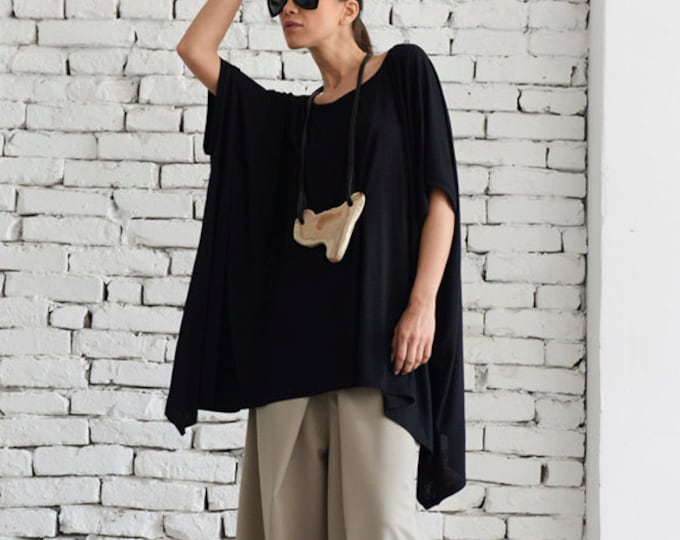 Asymmetric Black Long Top With Short Sleeves - METT0014
