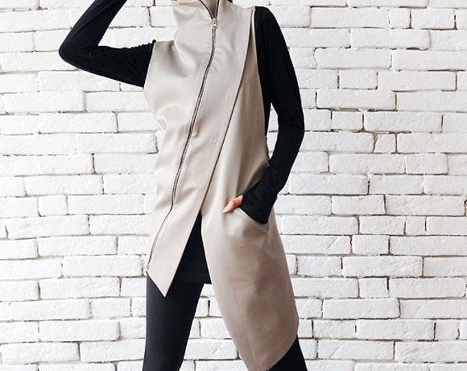 Extravagant Asymmetric Zipper Vest by METAMORPHOZA METT0049