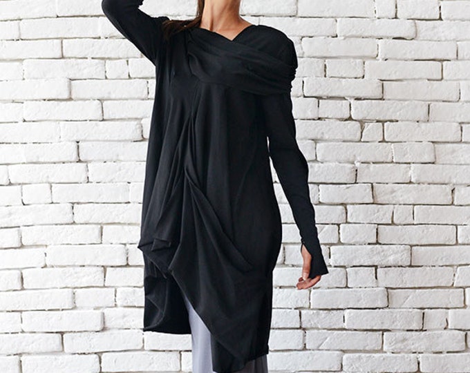 Long Sleeve Black Tunic/ Draped Tunic/Black Dress/Oversize Kaftan/Asymmetric Tunic Top/ Black Loose Tunic / Plus Size Top METT0004