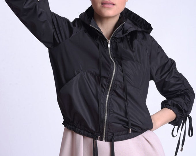 Black Short Hooded Raincoat with Zipper by METAMORPHOZA METC0090