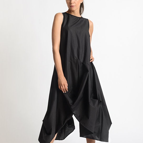 Robe asymétrique noire/robe tunique extravagante/robe ample sans manches/caftan noir/robe extravagante faite à la main/robe noire décontractée METD0081