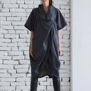 Asymmetric Black Vest / Long Sleeveless Jacket / Oversize Asymmetric Black Vest / Long Sleeveless Jacket / Oversize