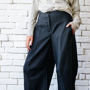 Pantalon ample noir/Pantalon Maxi noir/Pantalon 3/4/Capris décontracté noir/Pantalon jambe large/Pantalon cheville moyenne/Pantalon noir surdimensionné METP0036 image 2