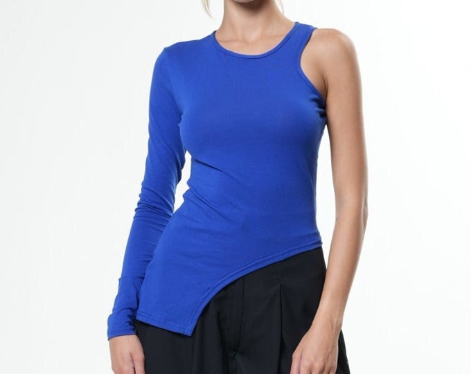 Asymmetrical Top with One Long Sleeve