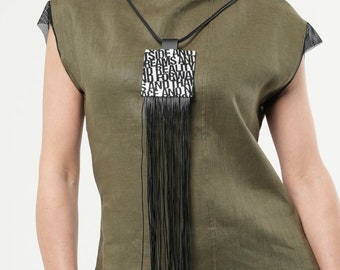 Collar extragrande / Accesorio con estampado metálico / Collar con flecos de piel auténtica META0047
