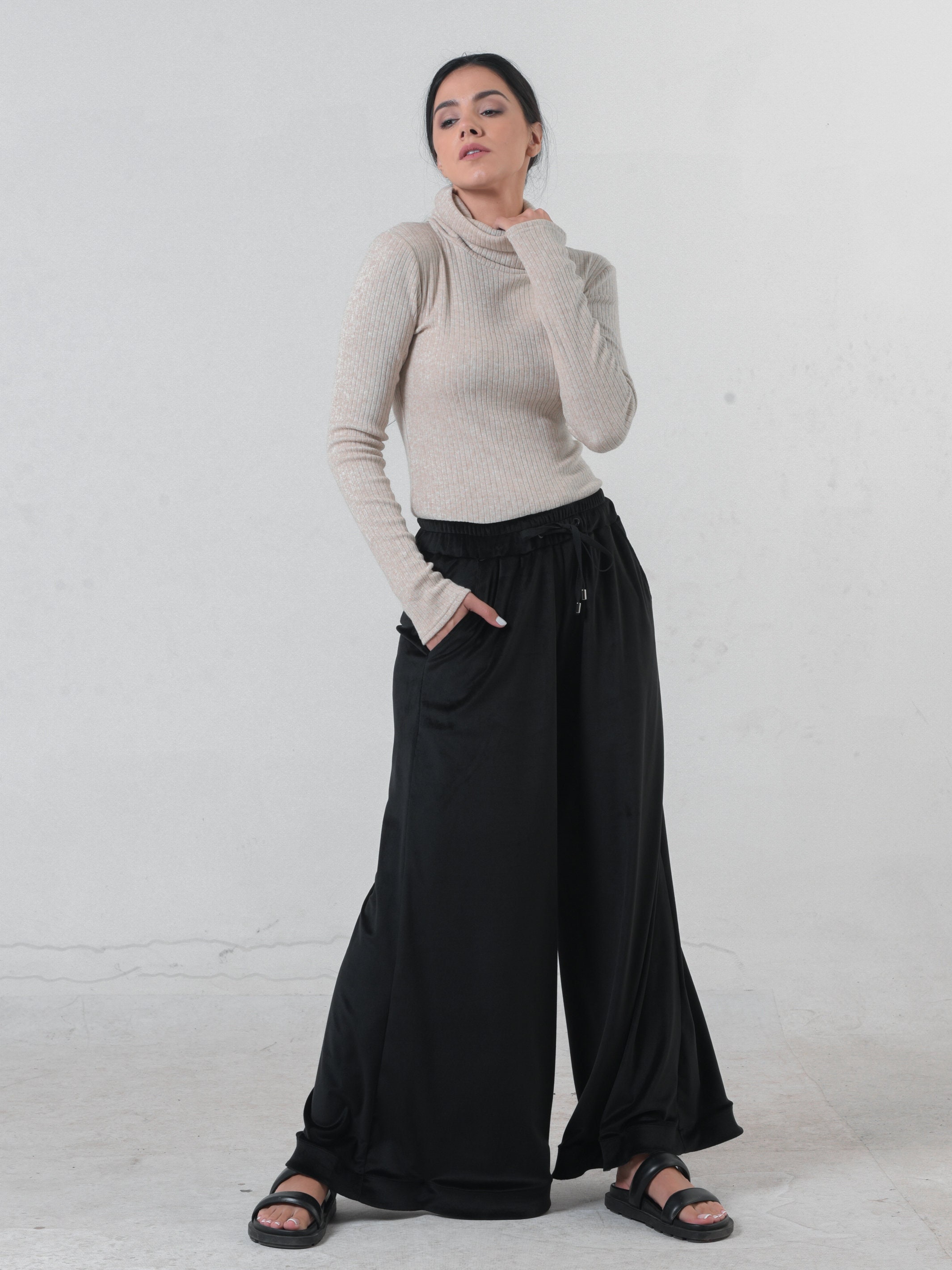 Black velvet skirt yoga cheap