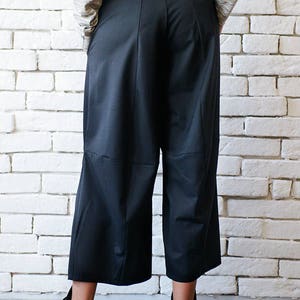 Pantalon ample noir/Pantalon Maxi noir/Pantalon 3/4/Capris décontracté noir/Pantalon jambe large/Pantalon cheville moyenne/Pantalon noir surdimensionné METP0036 image 5