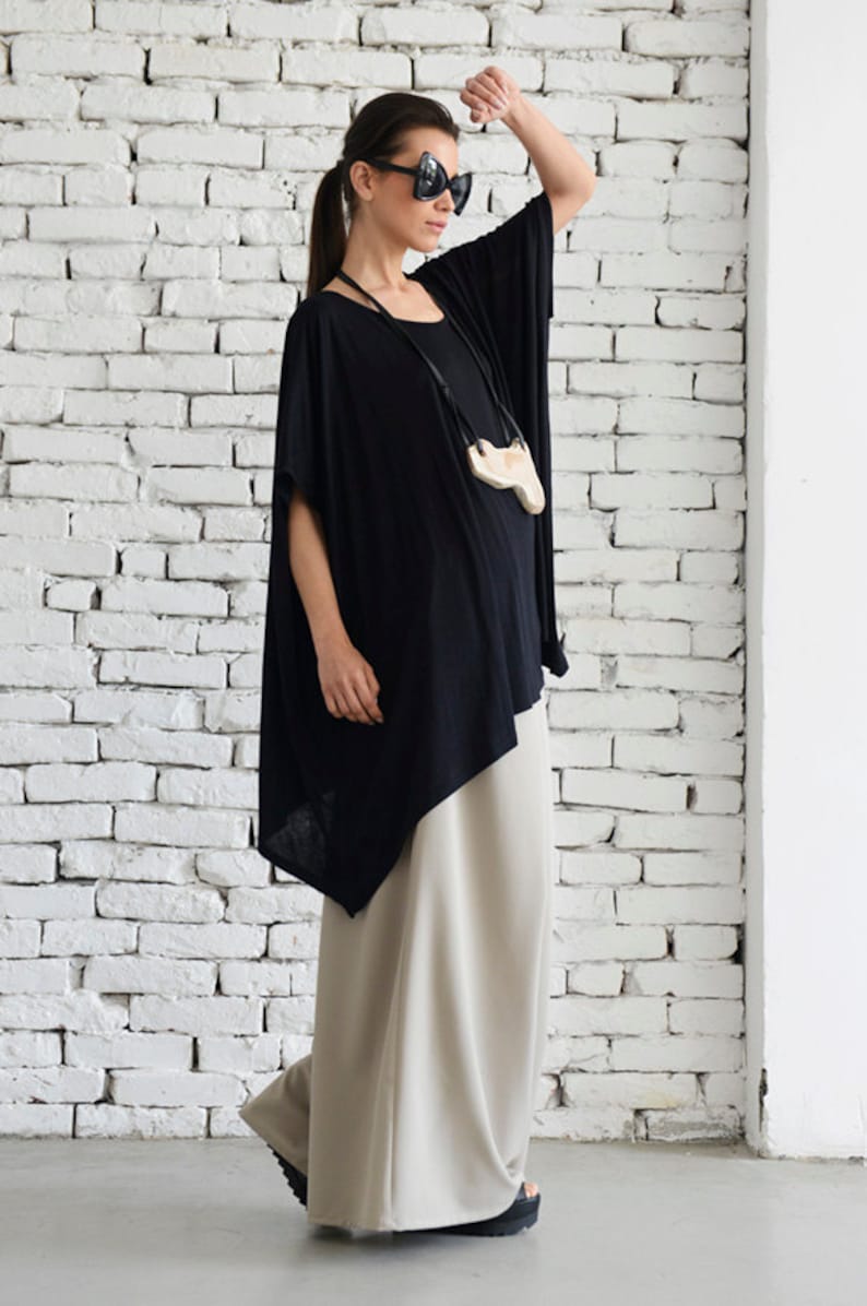 Black Blouse / Long Black top / Asymmetric Top / Black Tunic / Loose Black Tunic / Summer BLack Top / Casual Black Top image 3