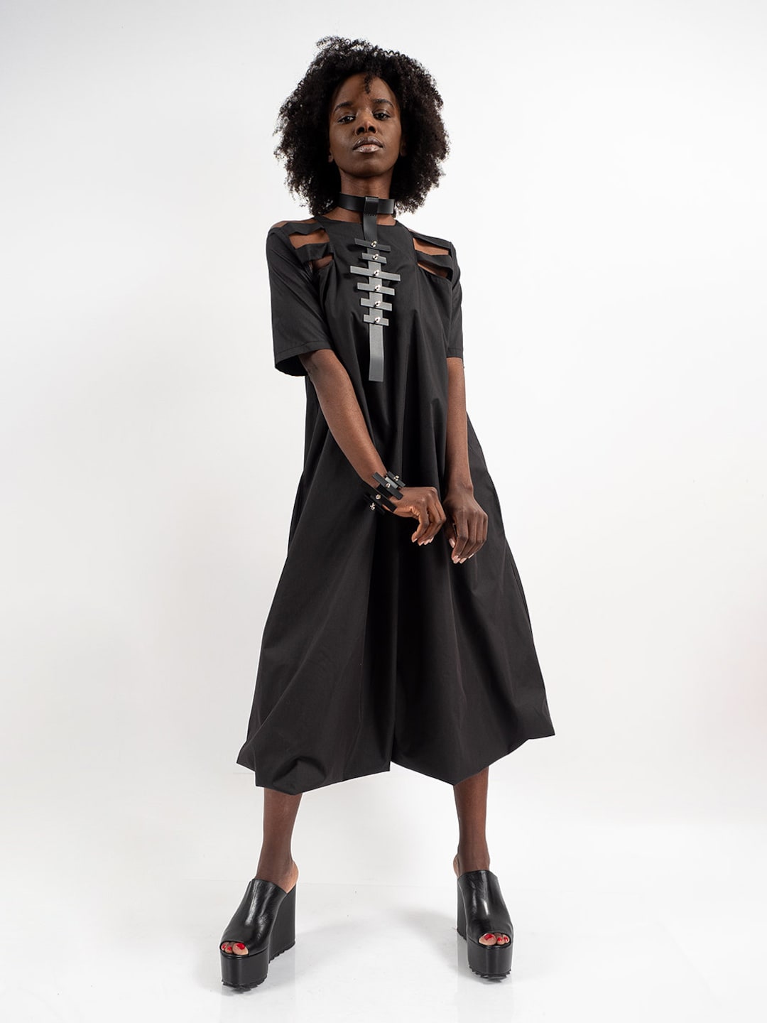 Black Short Sleeves Cut-Out Embroidered Dress