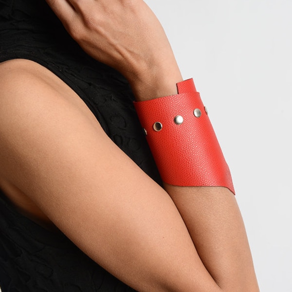 Handgefertigtes breites Lederarmband/ METBR3