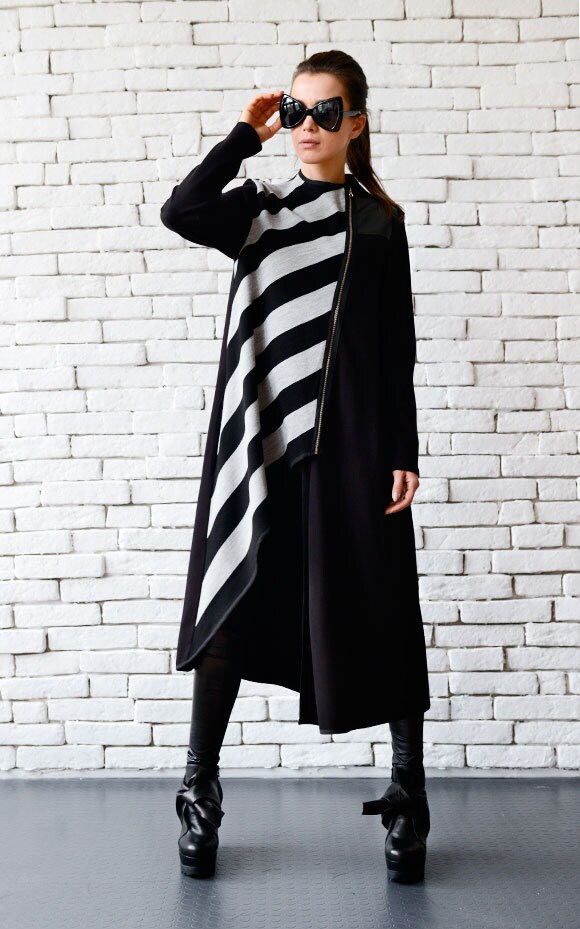 Plus Size Long Coat/stripe Pattern Oversize Jacket/long Zipper  Cardigan/black and Light Grey Oversize Tunic/asymmetric Casual Winter Coat  
