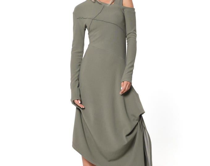 Green Asymmetric Ribbed Dress with Shoulder Cutout and Long Sleeves METD0260