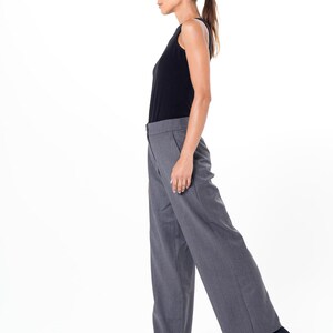 Pantalones grises de pierna ancha/Pantalones largos maxi/Pantalones largos de oficina/Pantalones cómodos para uso diario/Pantalones con bolsillos para mujer/Pantalones casuales holgados METP0019 imagen 4