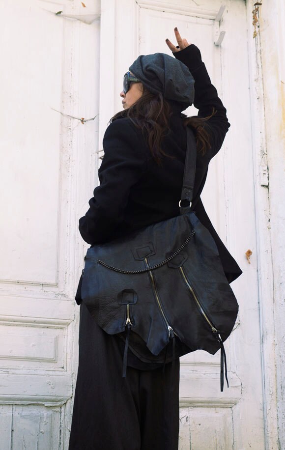 Extravagant High Quality Black Leather Bag / Asymmetrical Chain