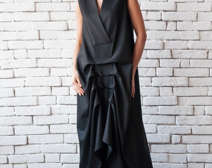 Extravagant Dress / Long Black Maxi Dress / Asymmetric Dress / Black V Neck Dress / Large Black Dress / Loose Fit Dress